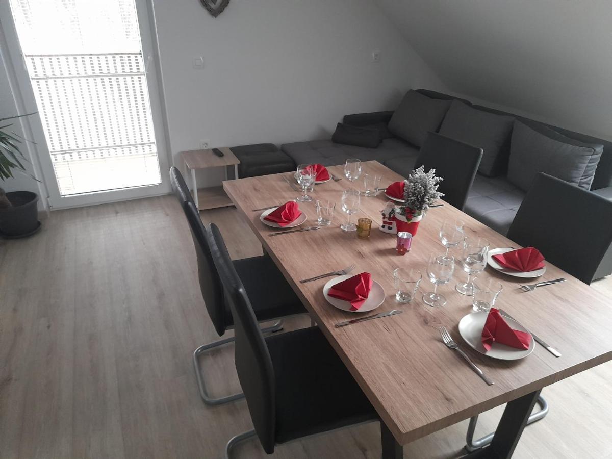 Apartmaji Gorenc Μπλεντ Εξωτερικό φωτογραφία